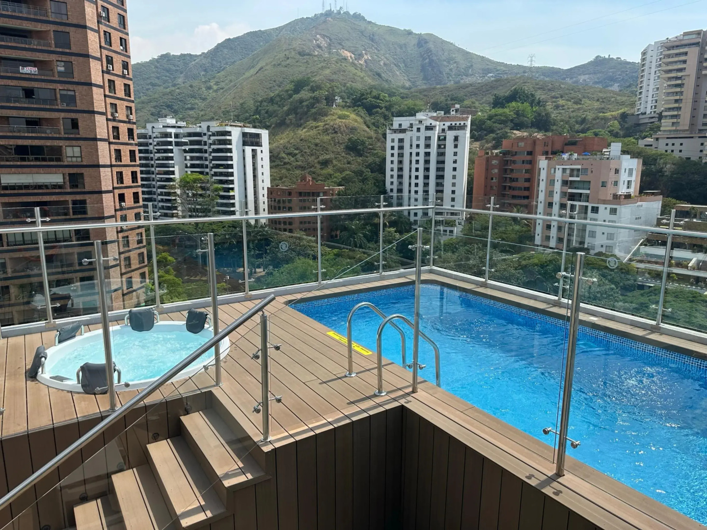 Foto - Hampton by Hilton Cali