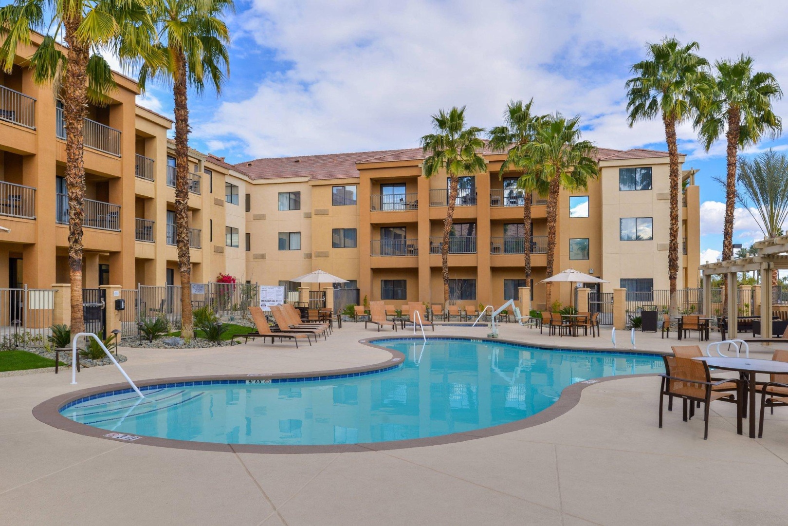 Foto - Courtyard by Marriott Palm Desert