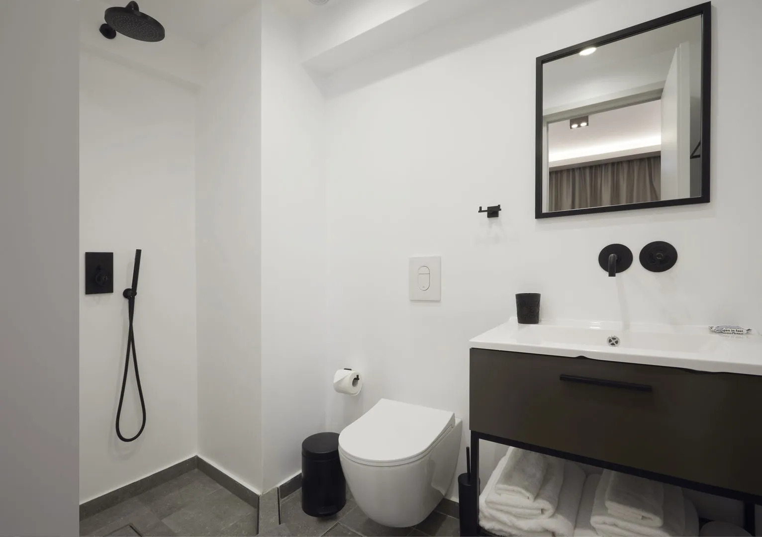 Photo - The Artist Athens