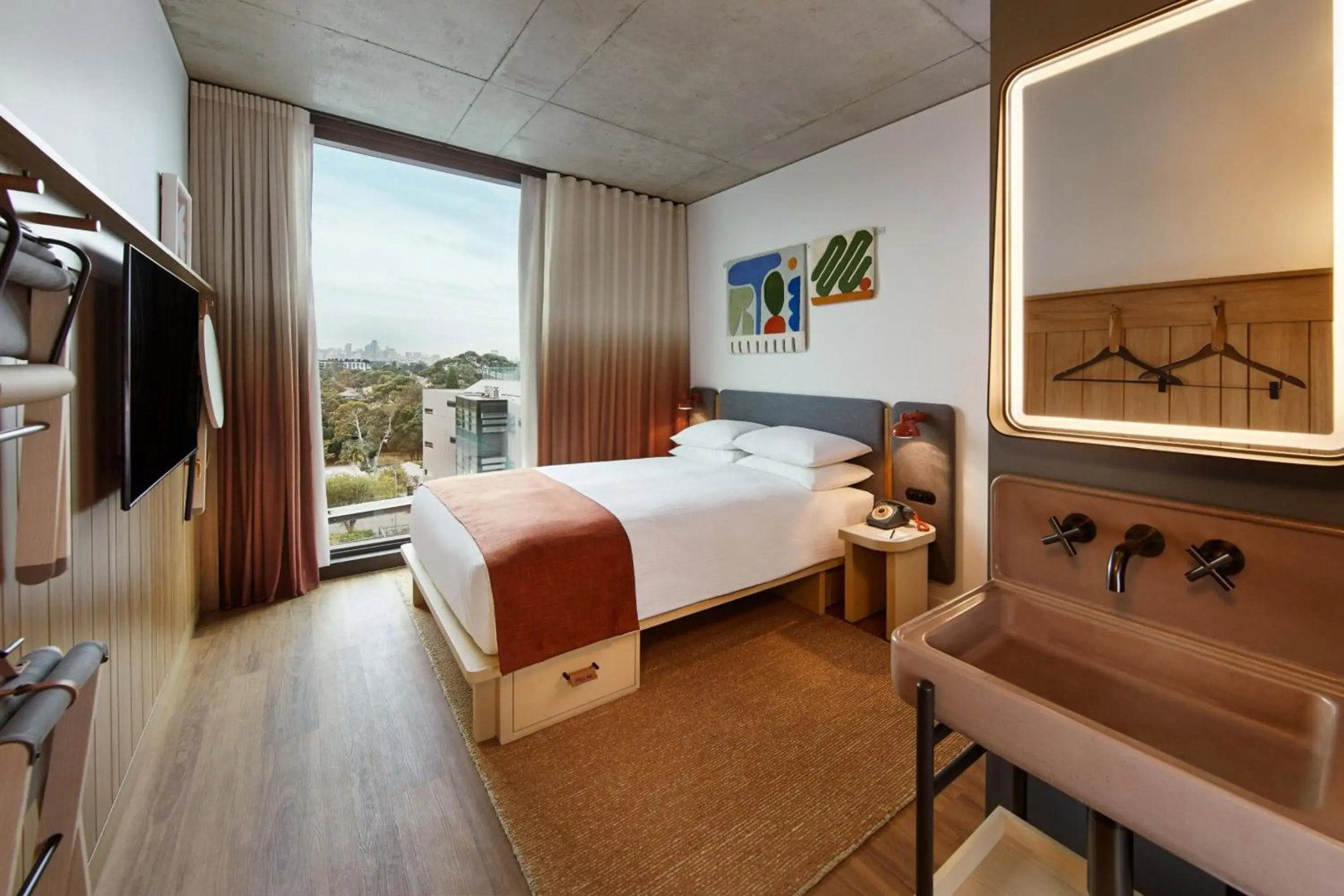 Photo - Moxy Sydney Airport