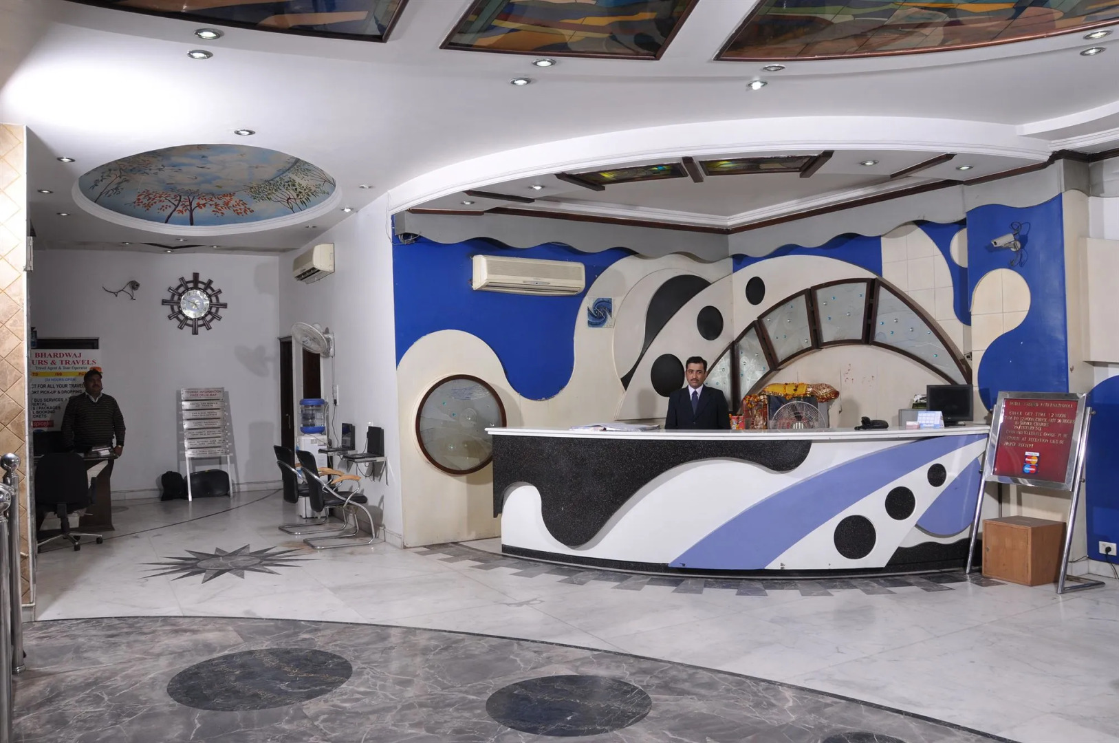 Photo - Hotel Legend International -Just a min walk from New Delhi Railway Station