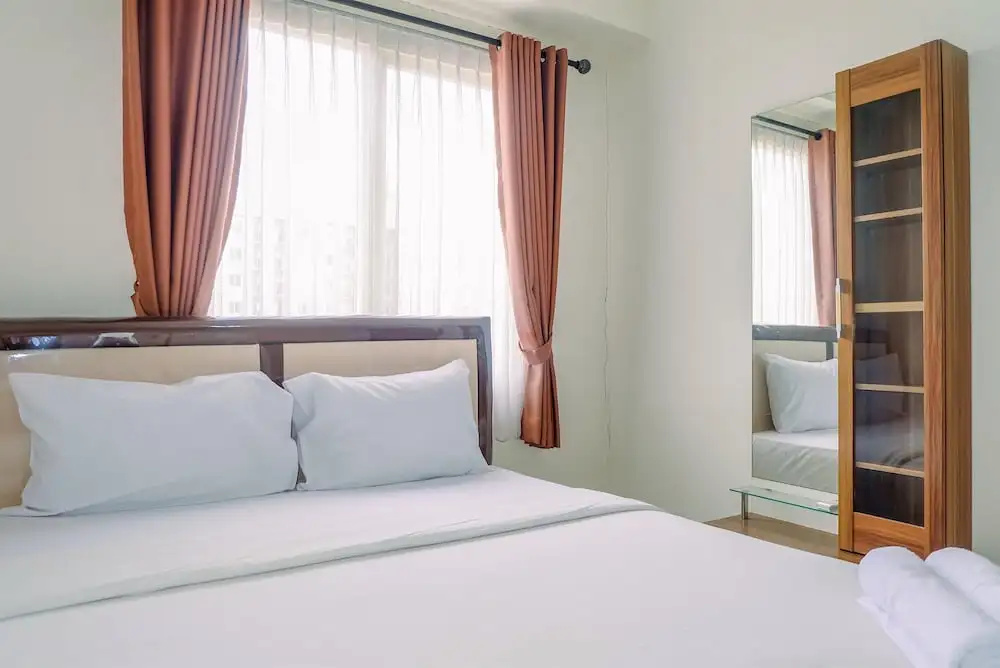 Podomoro Golf View 2BR Apartment near Exit Tol Cimanggis