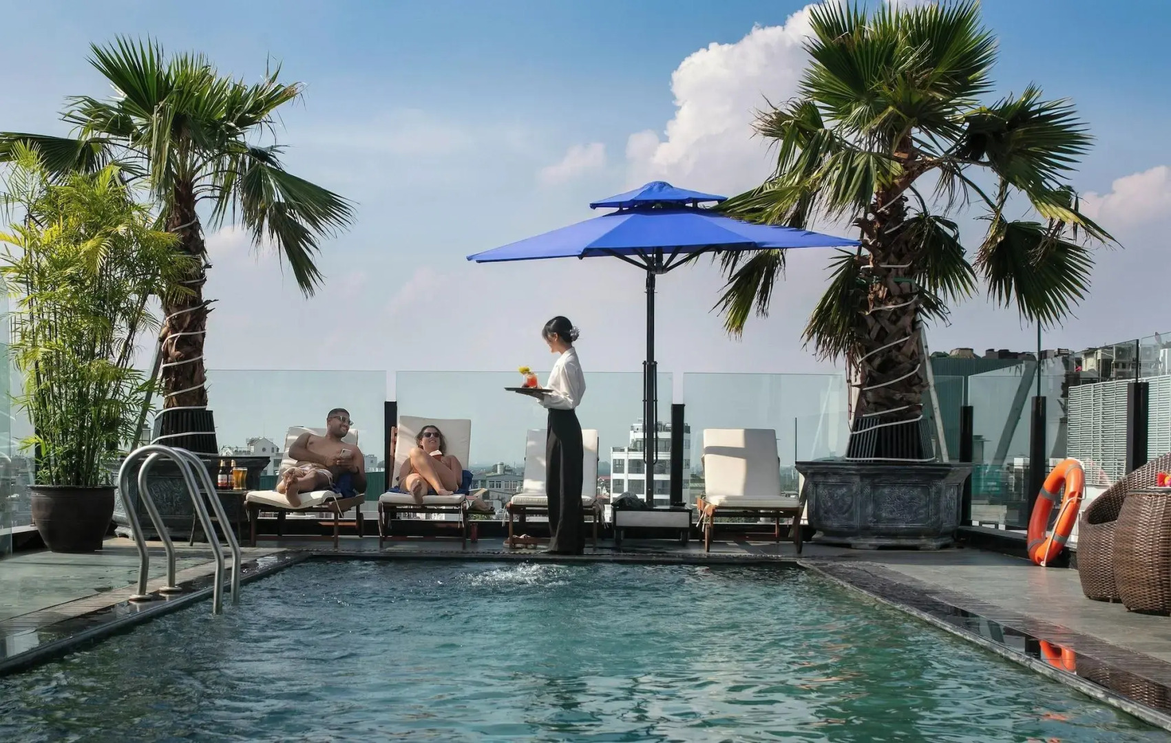 Photo - MAY DE VILLE Crown Hotel