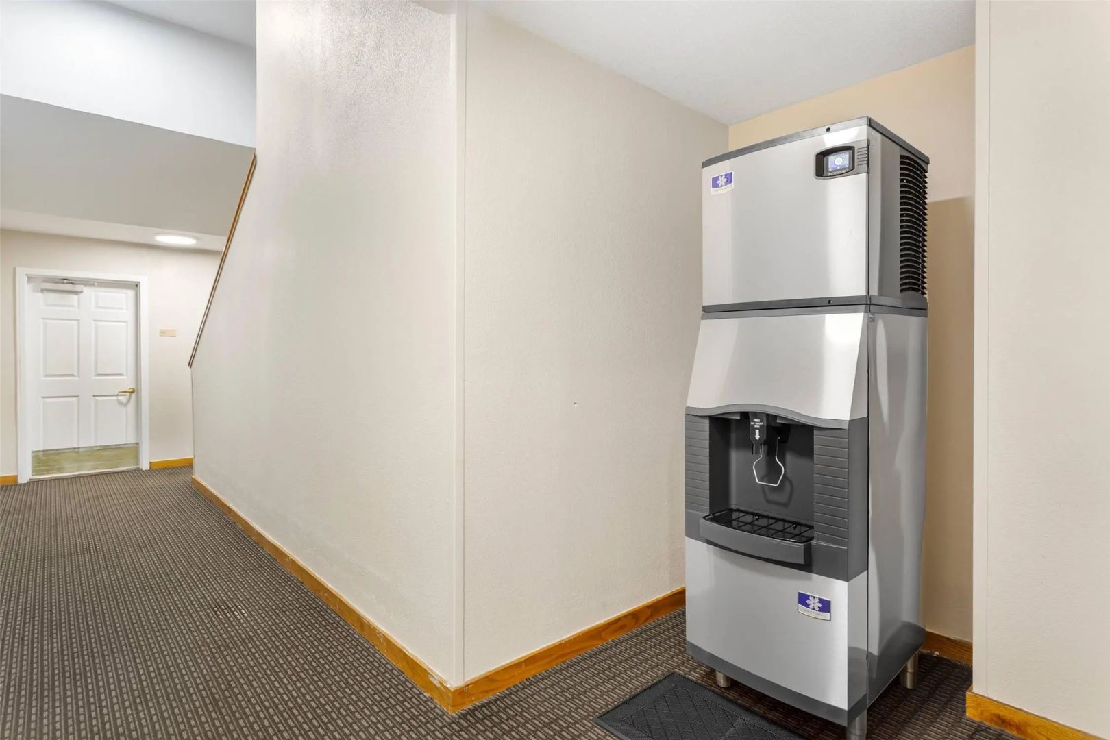 Photo - MainStay Suites Tampa Moffitt-USF