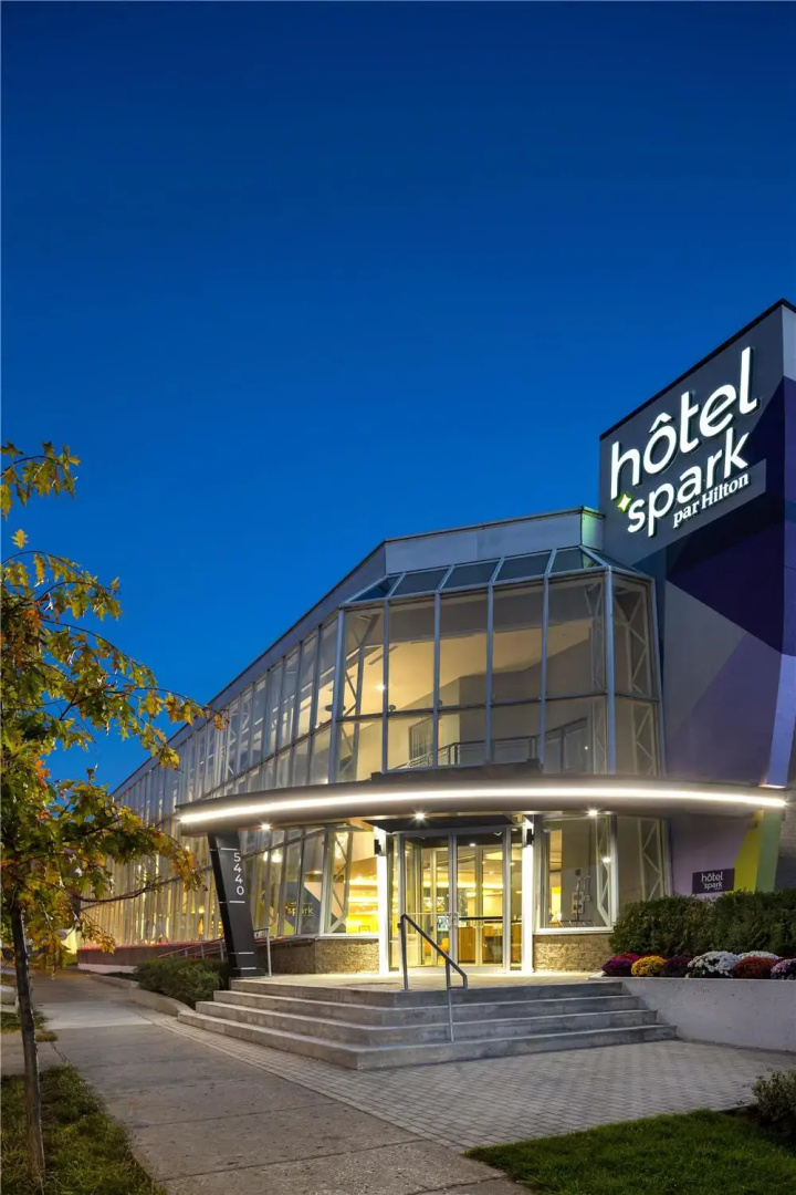 Photo - Spark By Hilton Montreal Midtown