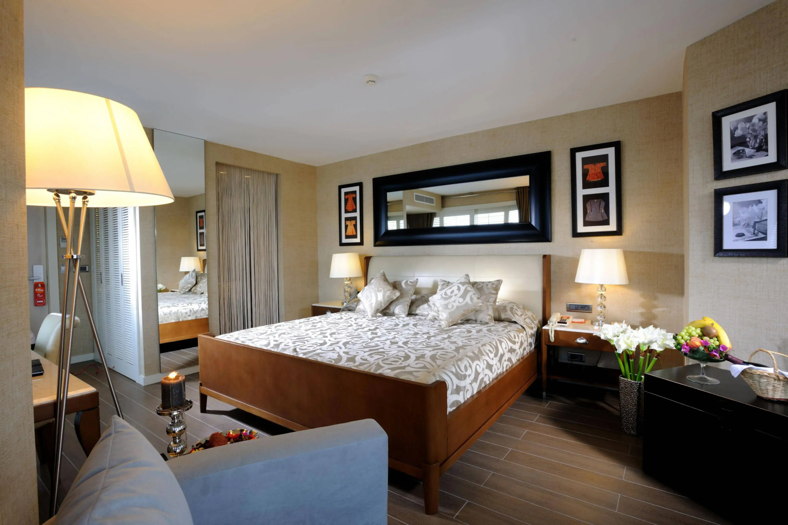 Photo - Elegance Hotels International