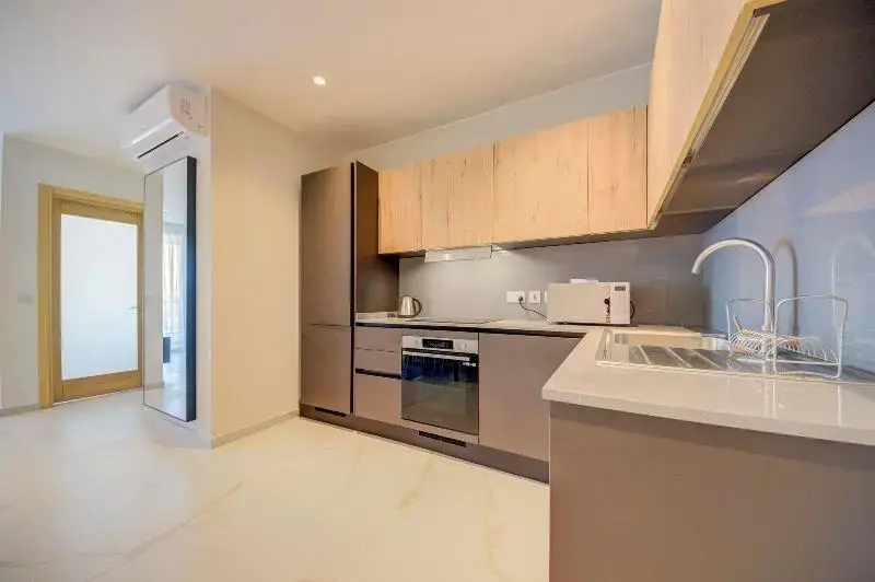Photo - Mayfair by Premier Suites MT