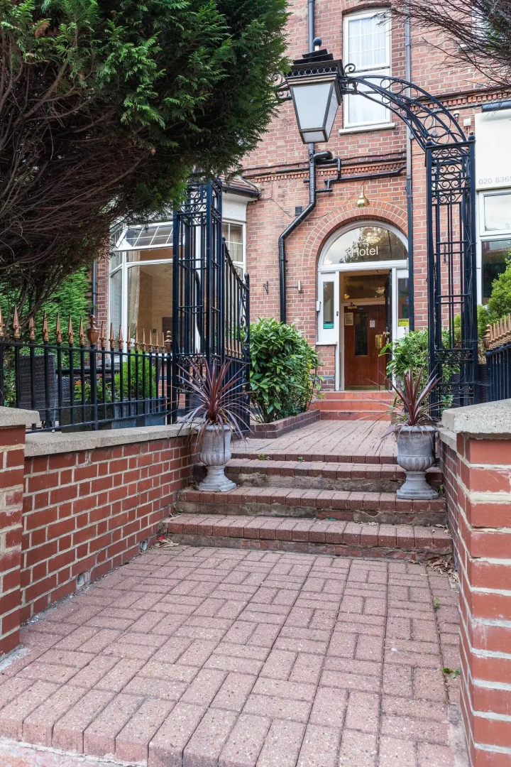 Photo - Roseview Alexandra Palace Hotel