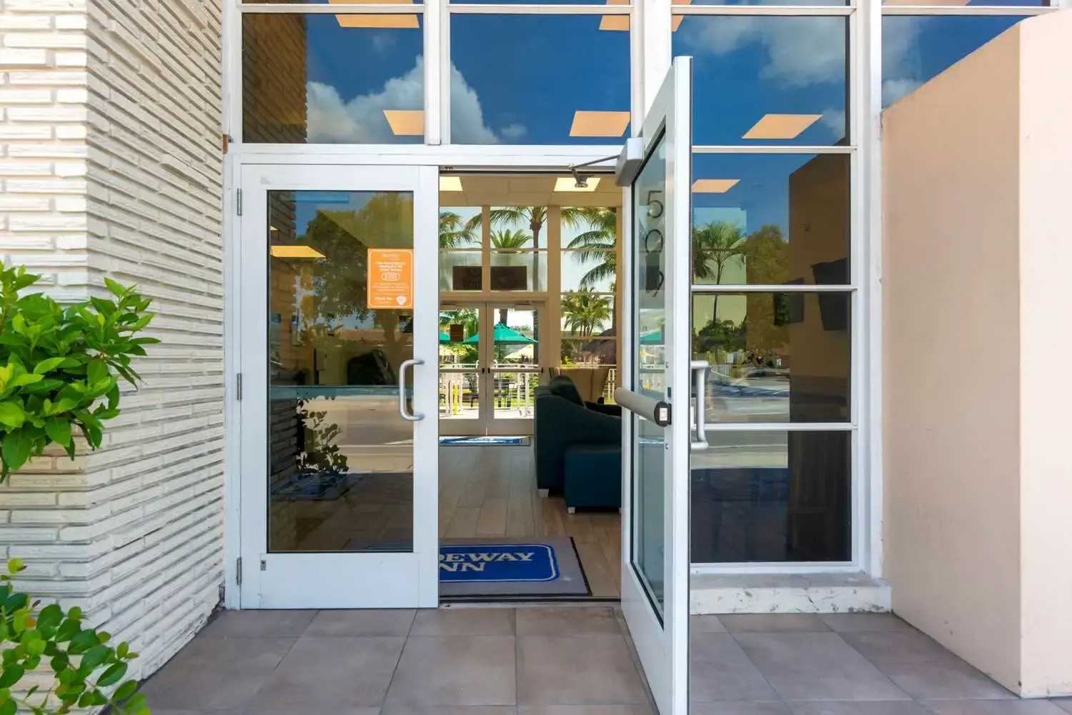 Foto - Downtown Hollywood Gardens Inn & Suites