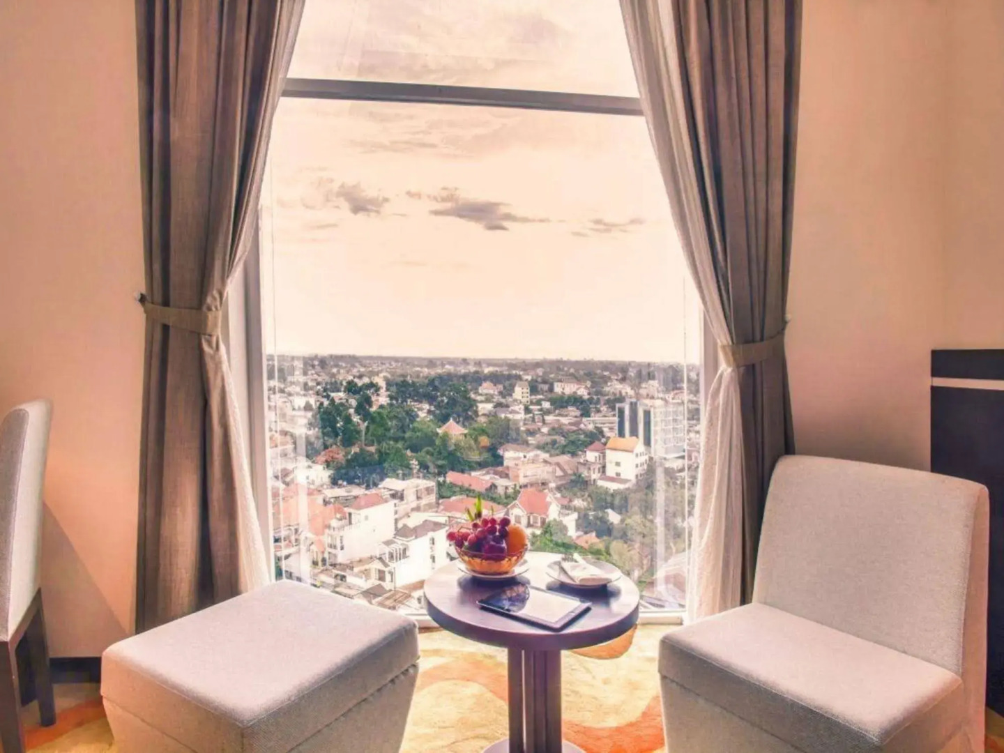 Photo - The Mira Hotel