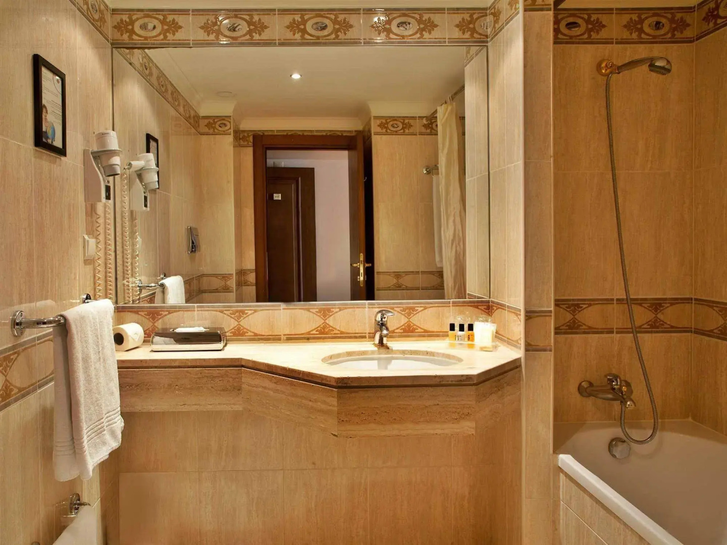 Photo - TURIM Lisboa Hotel