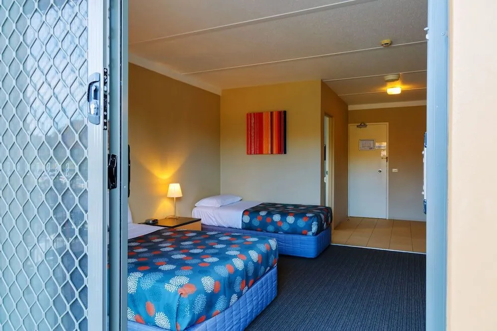 Photo - Southend Hotel