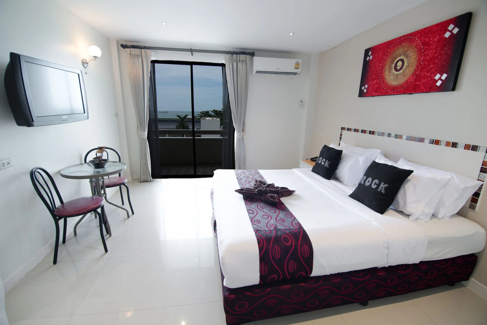 Photo - Natural Beach Hotel Pattaya