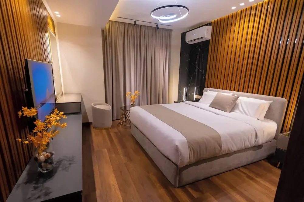 Foto - Spire West Hotel