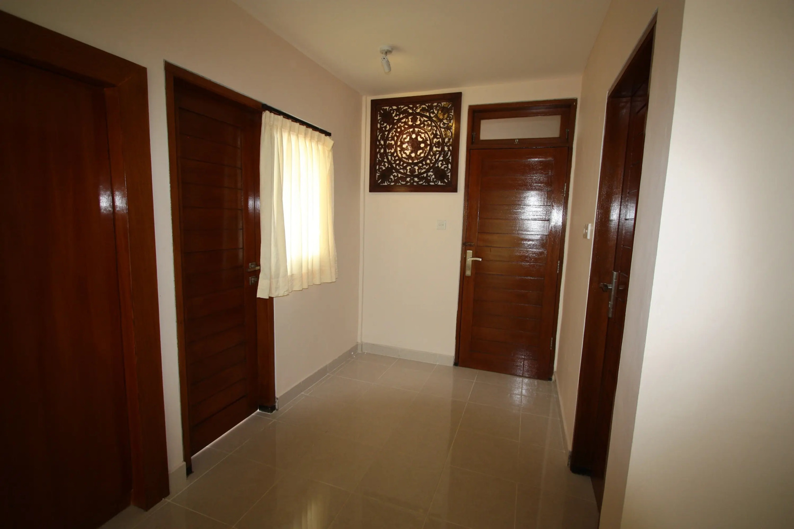 Foto - Suka Beach Inn