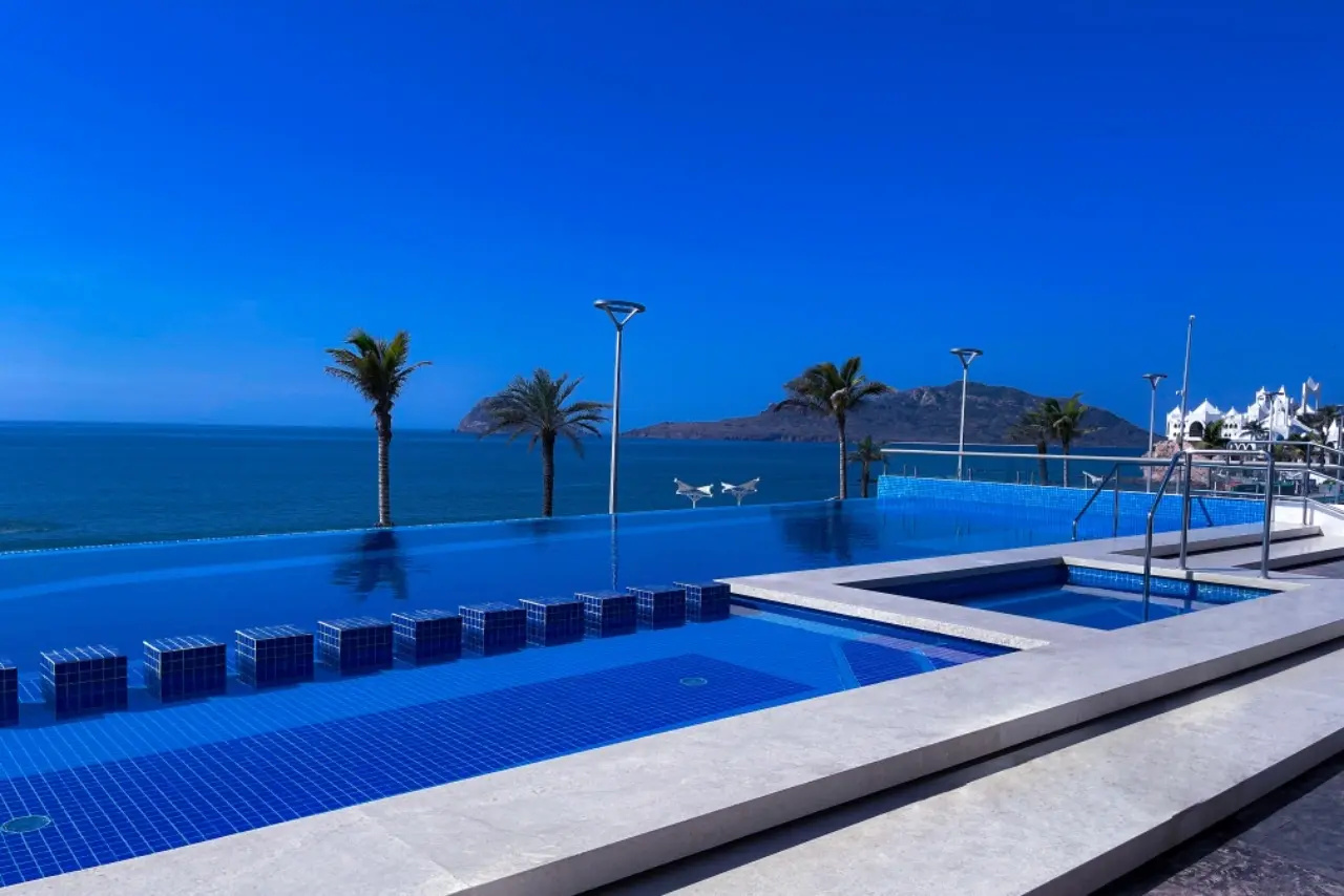 Photo - Varali Grand Hotel