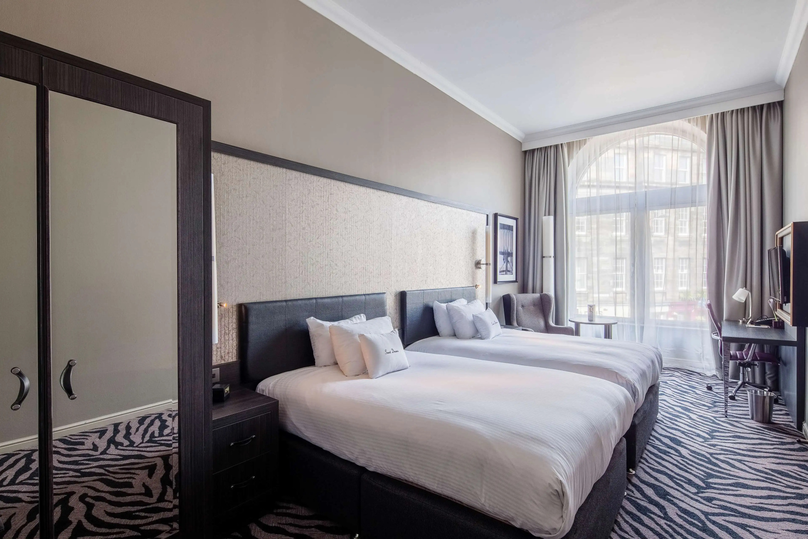 Foto - Doubletree by Hilton Edinburgh City Centre