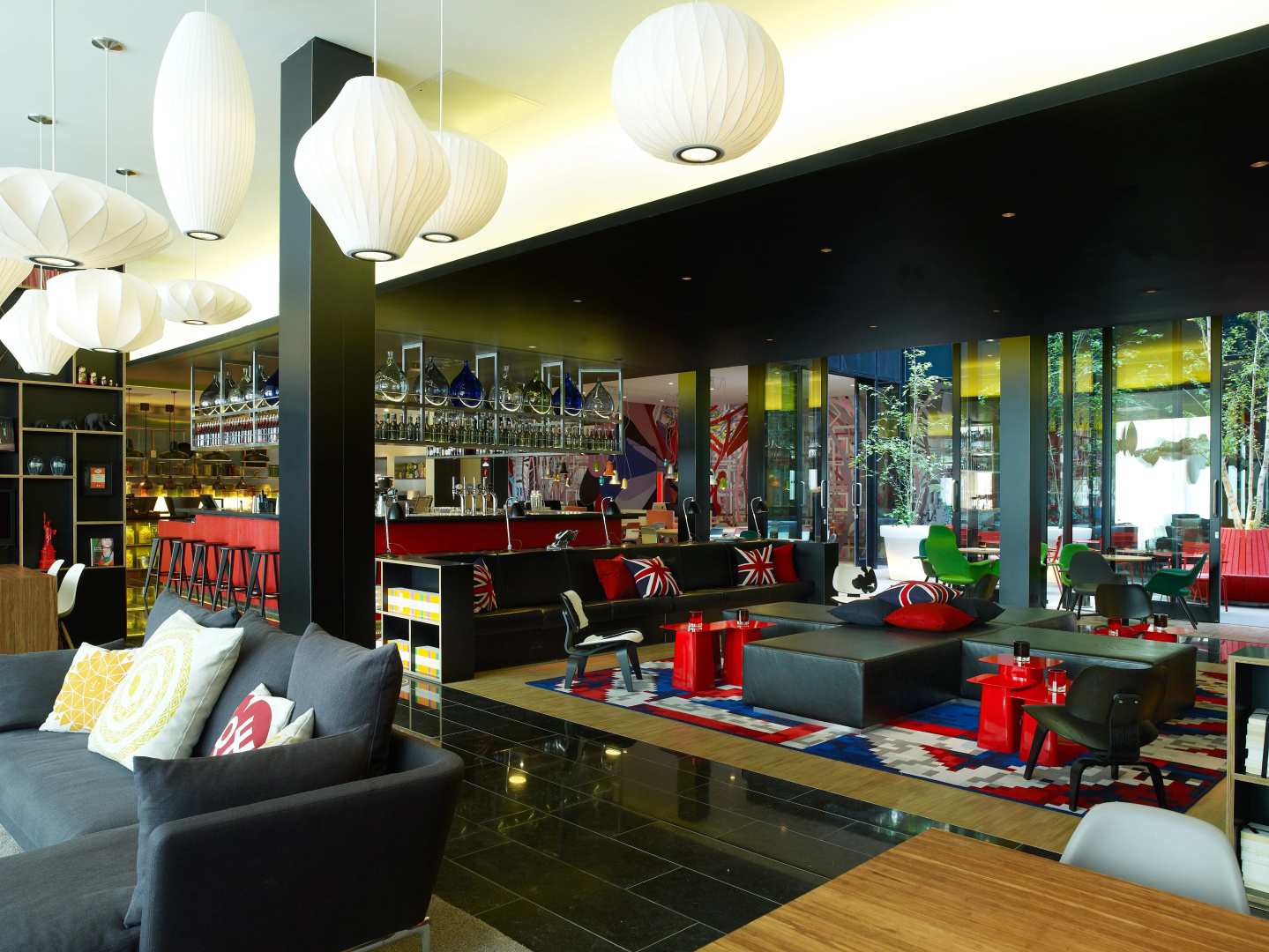 Photo - citizenM London Bankside