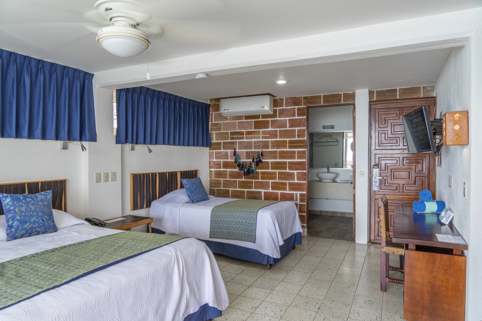 Photo - Hotel Rosita