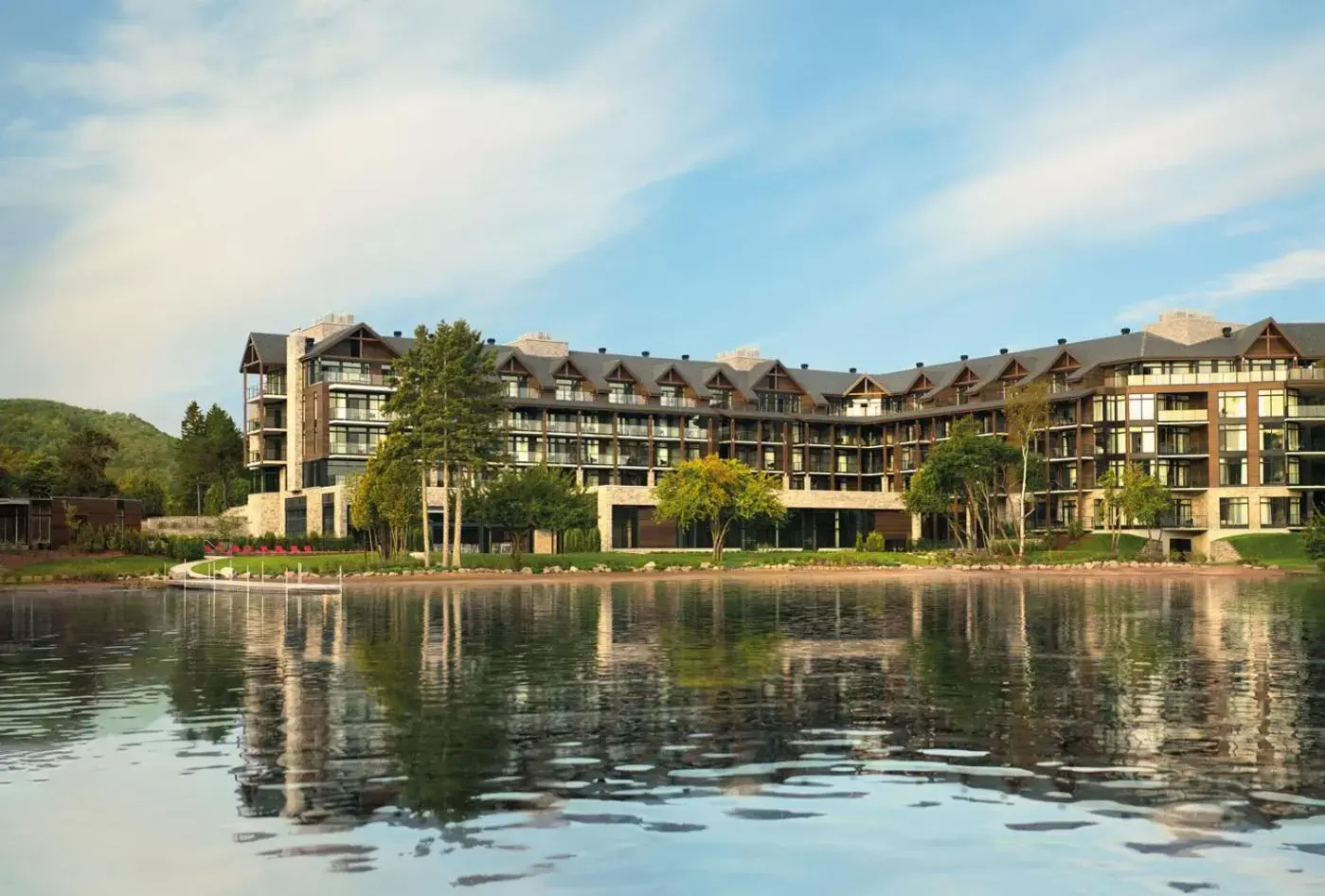 Photo - Entourage sur-le-Lac