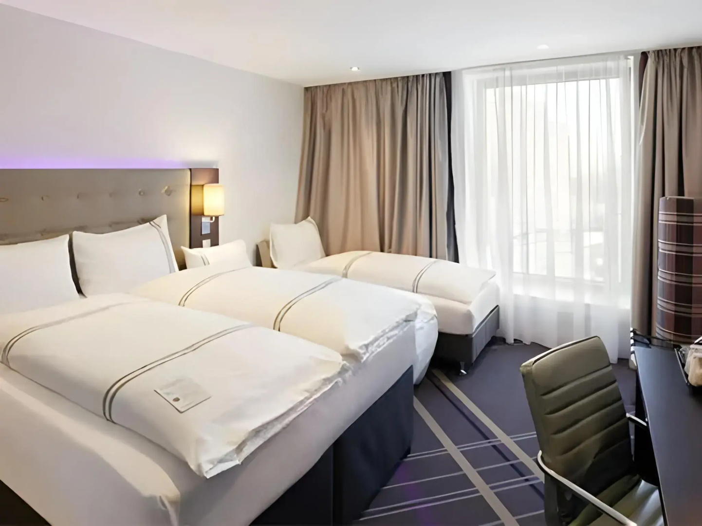 Photo - Premier Inn Düsseldorf City Friedrichstadt