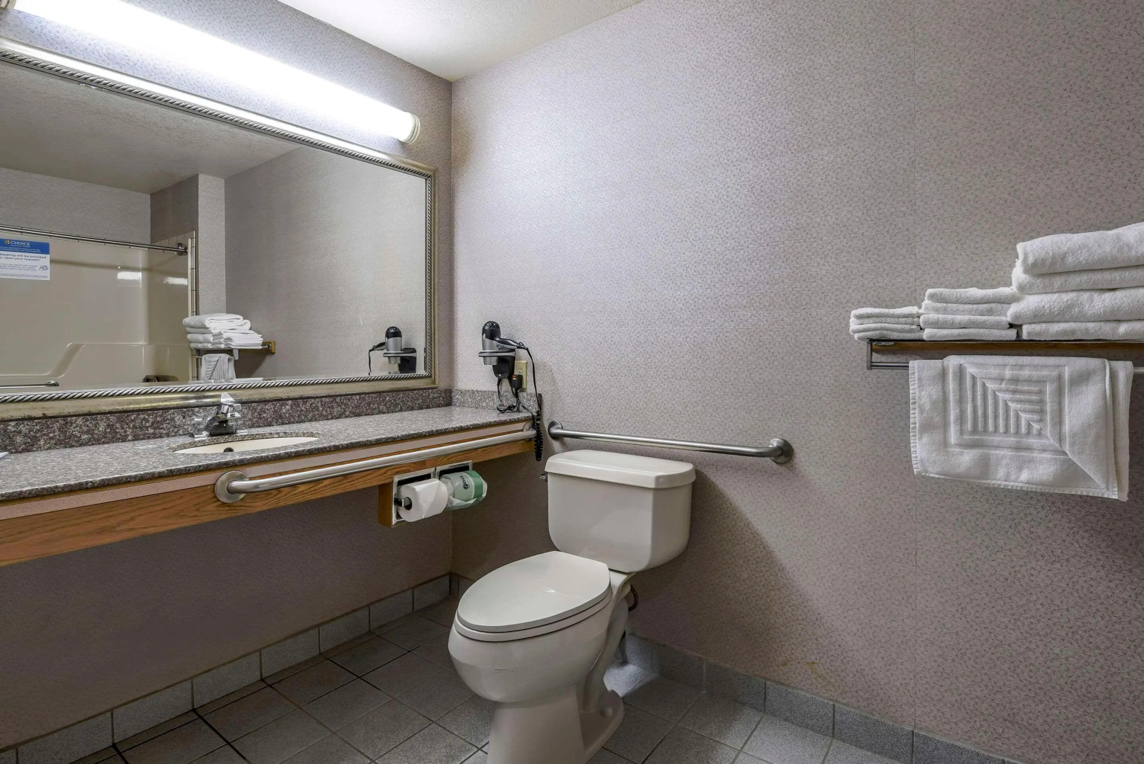 Foto - Comfort Suites Portland Airport