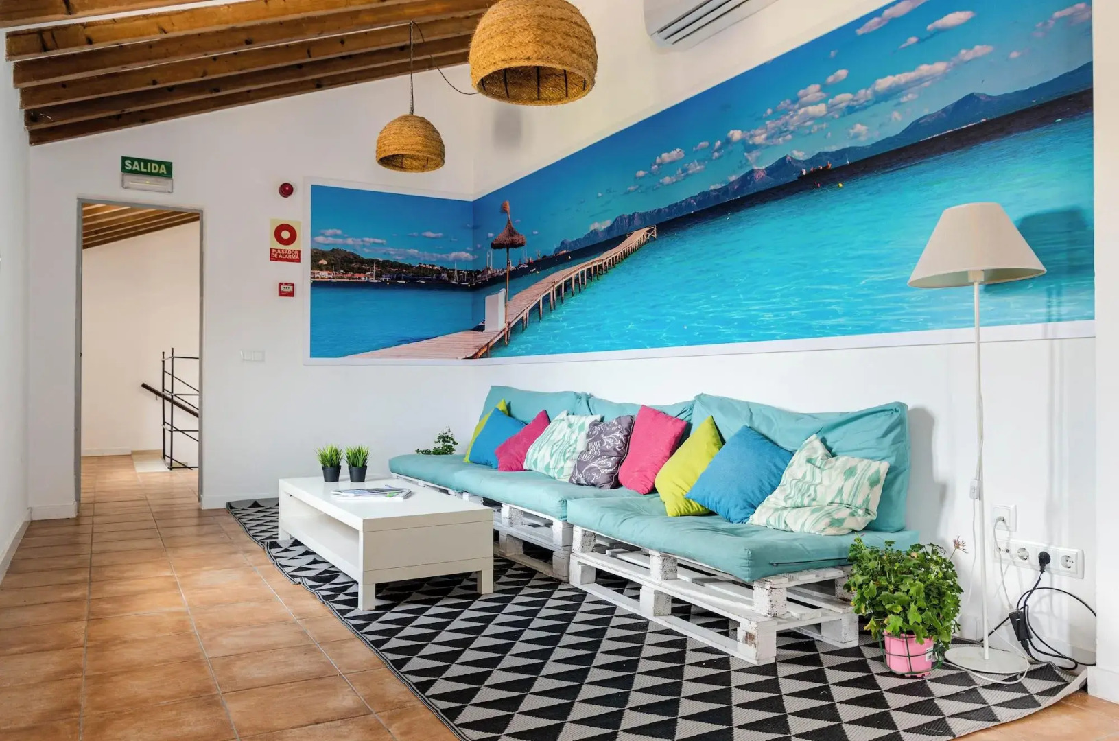 Photo - Urban Hostel Palma - Albergue Juvenil - Youth Hostel