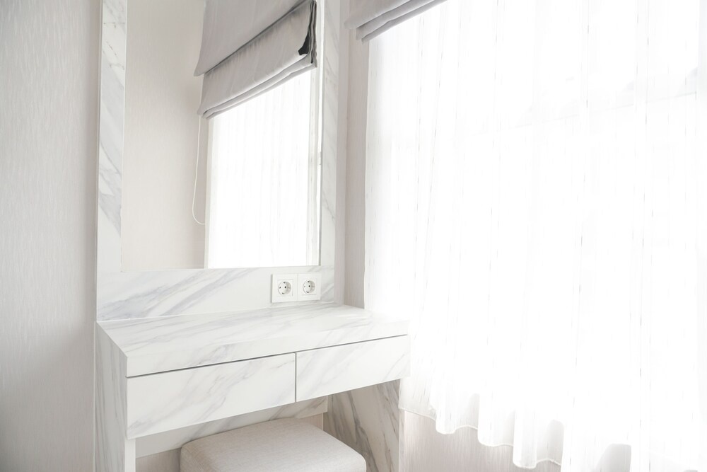 Modern Look And Comfy Studio Citra Living Apartment