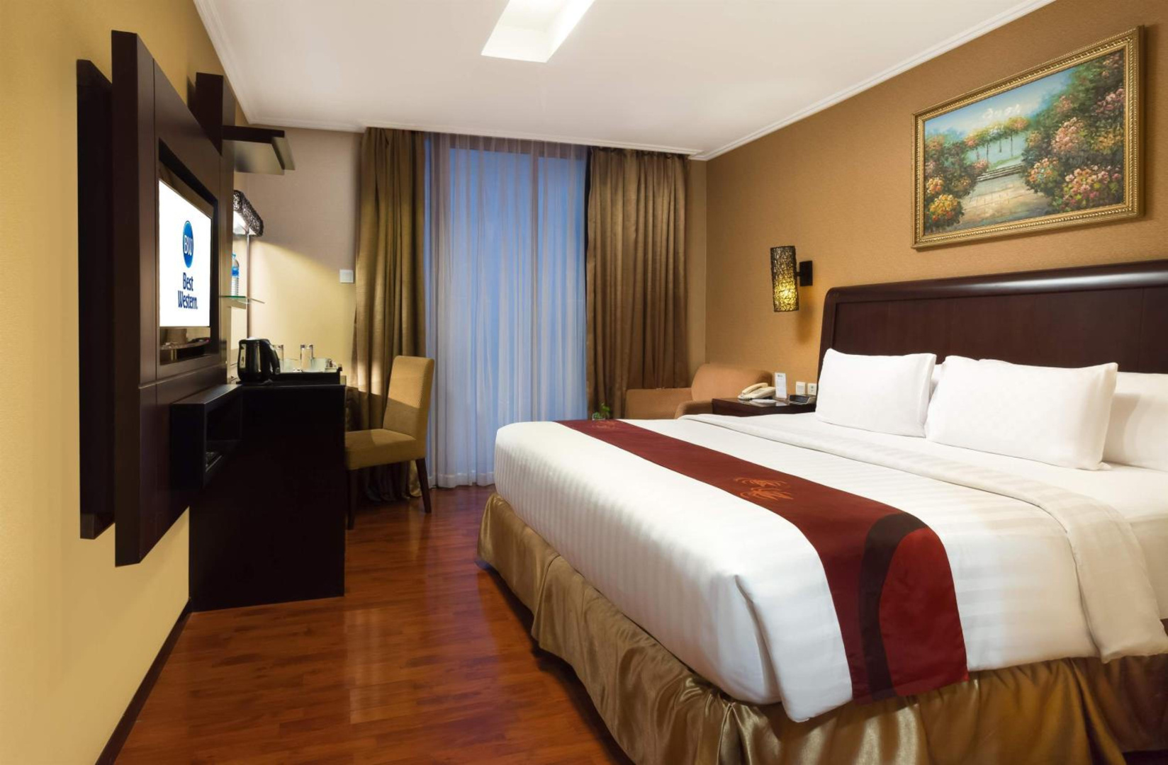 Foto - Best Western Mangga Dua Hotel & Residence