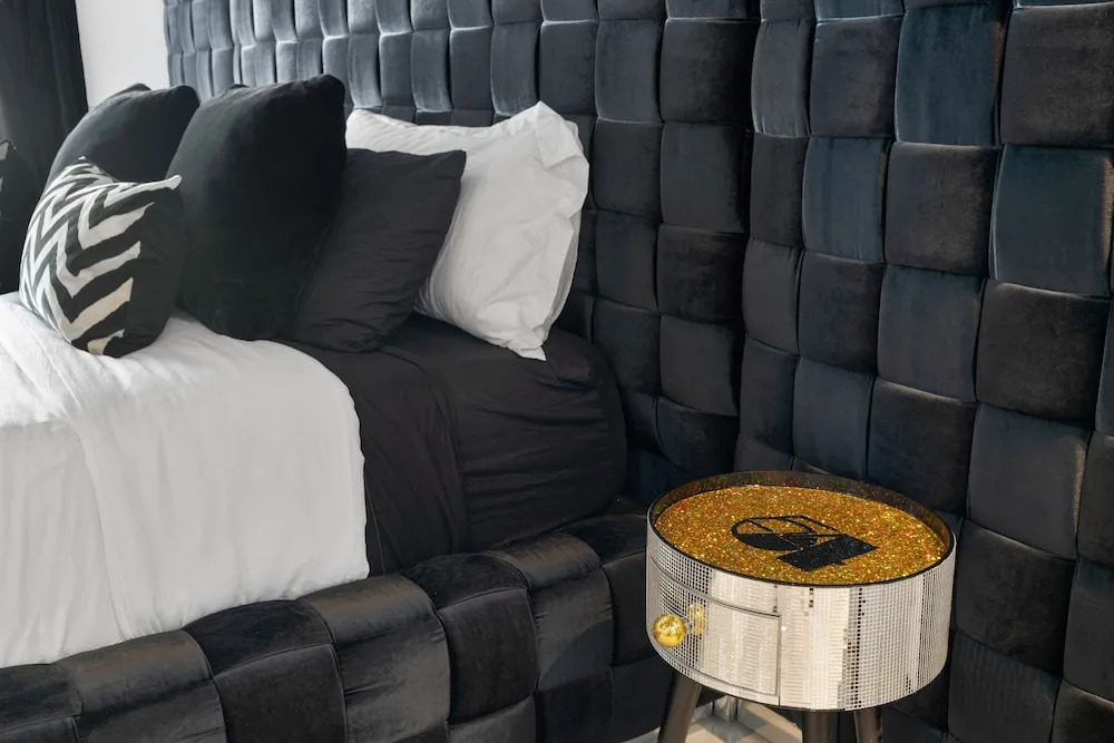 Photo - The Velvet Rope PS