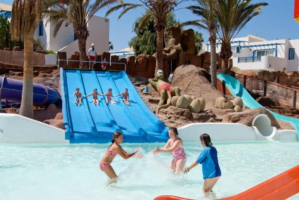 Photo - HL Club Playa Blanca