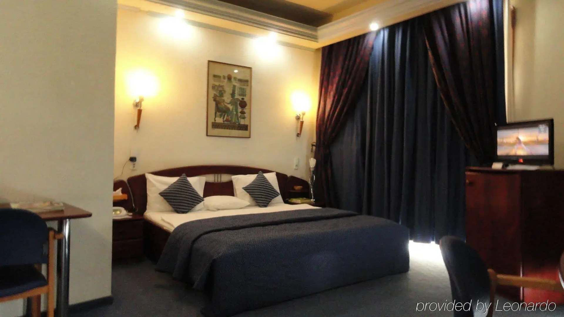 Photo - Relax Comfort Suites Hotel
