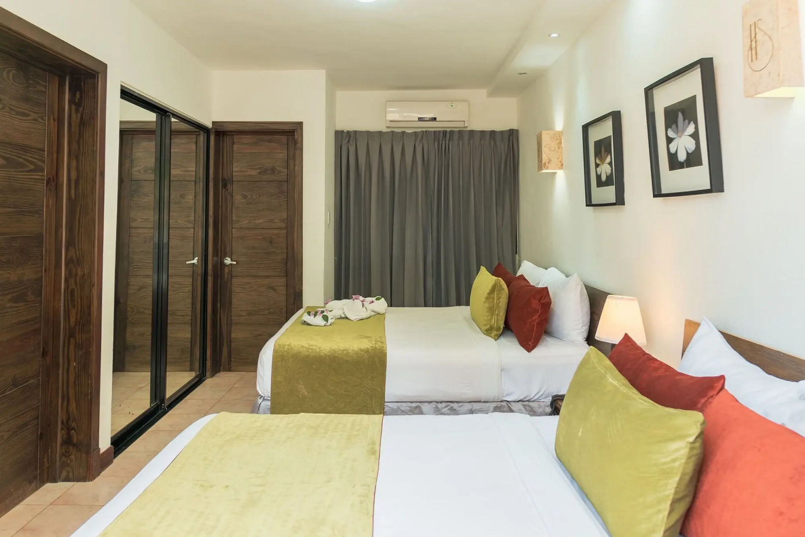 Photo - Hotel Silvestre