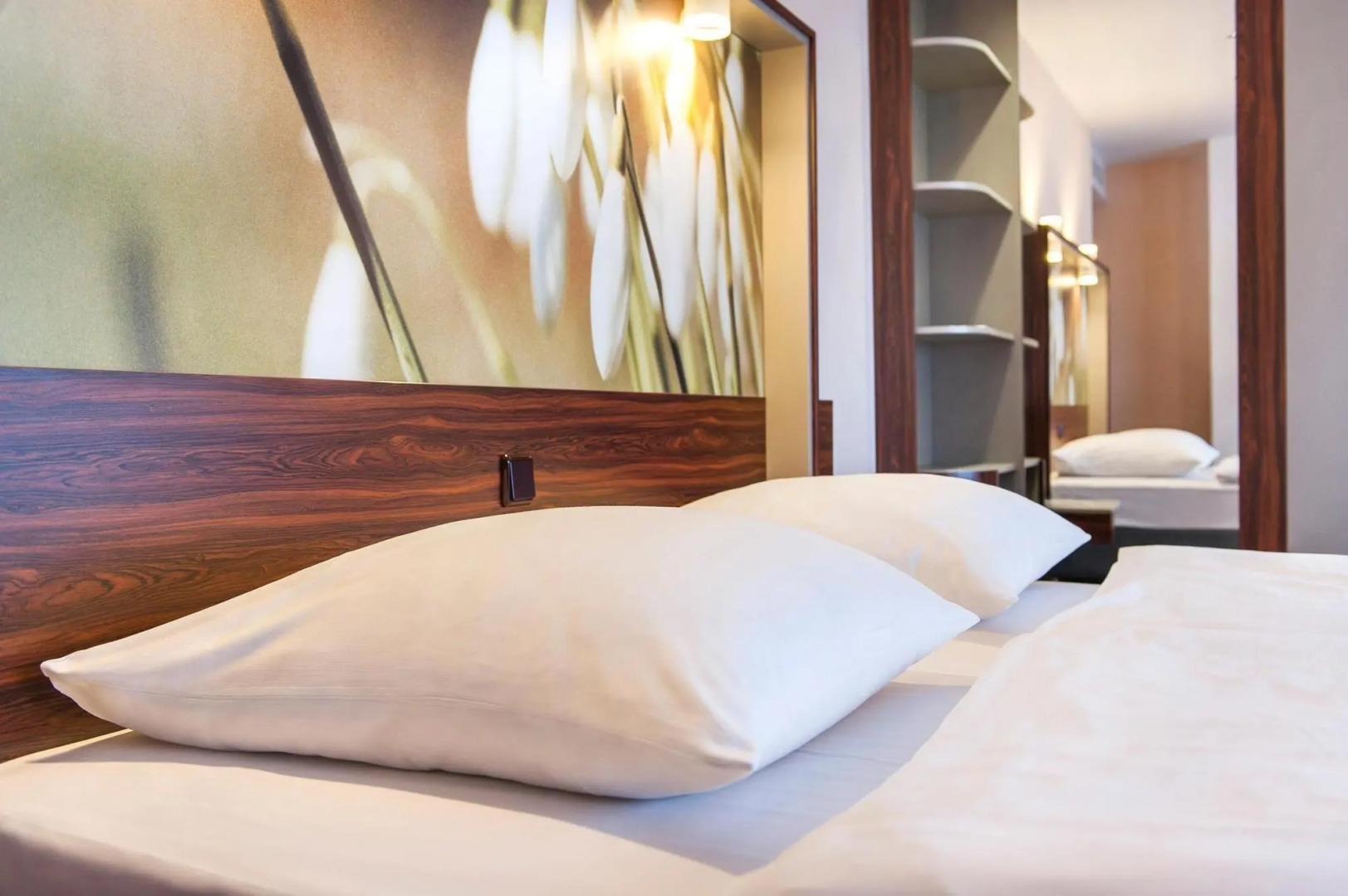 Photo - Premier Inn Köln City Mediapark