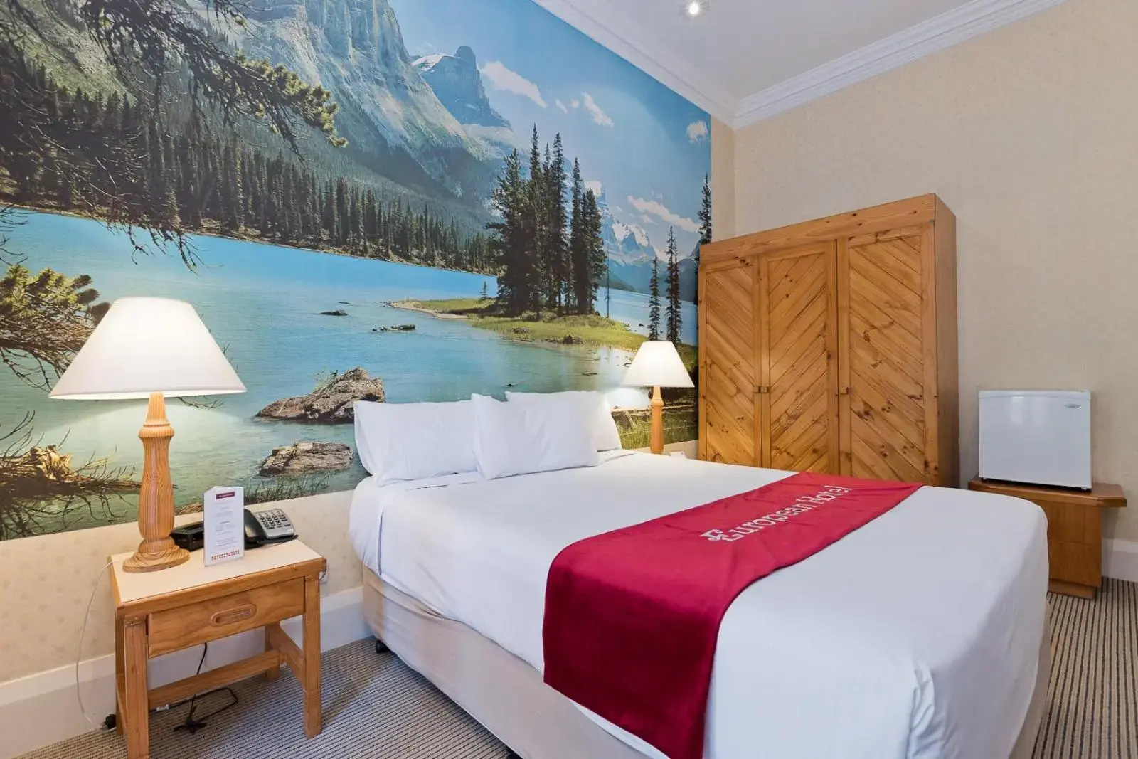 Photo - European Hotel
