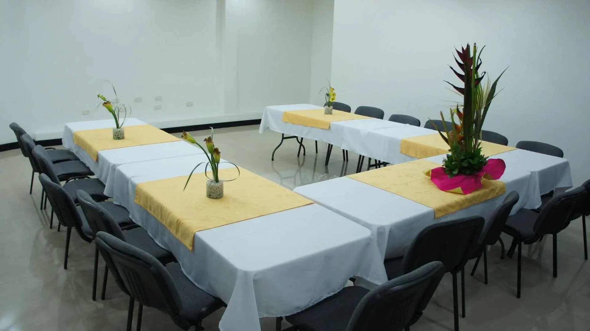 Photo - Hotel Santafe Real