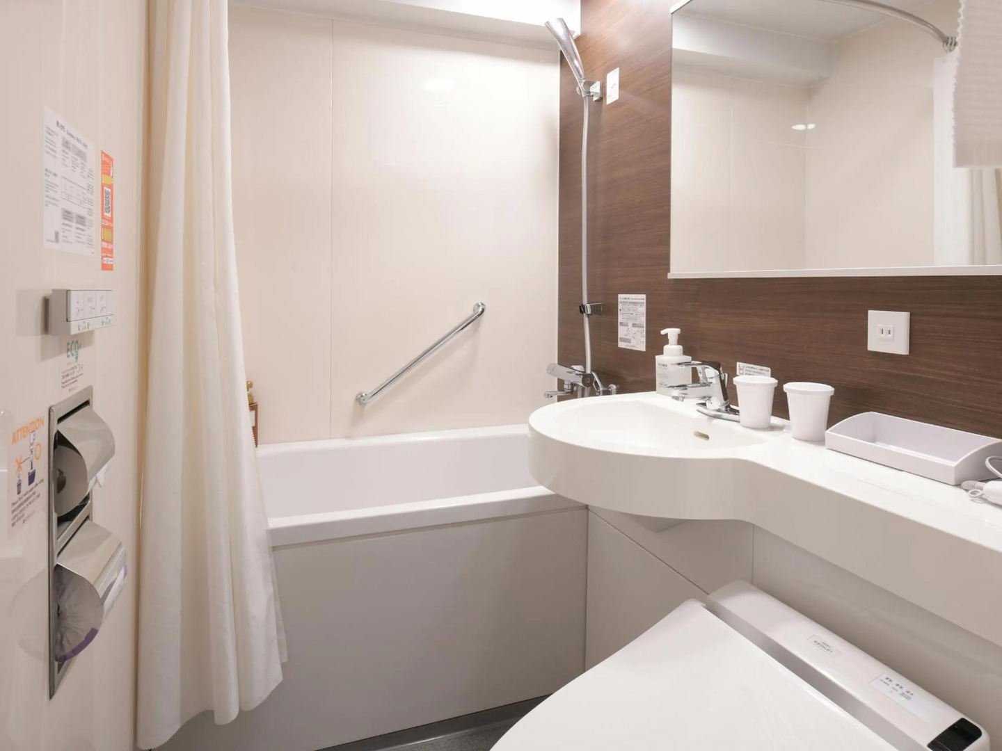 Photo - Vessel Inn Ueno Iriya Station