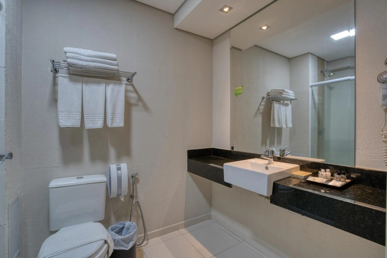 Photo - Viale Tower Hotel
