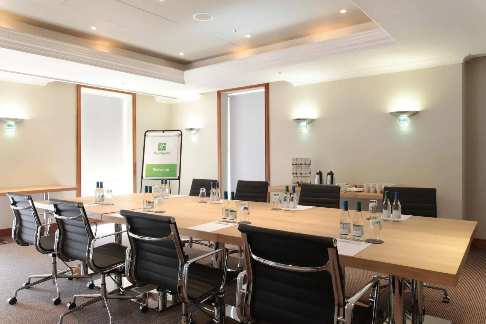 Photo - B&B HOTEL London Heathrow