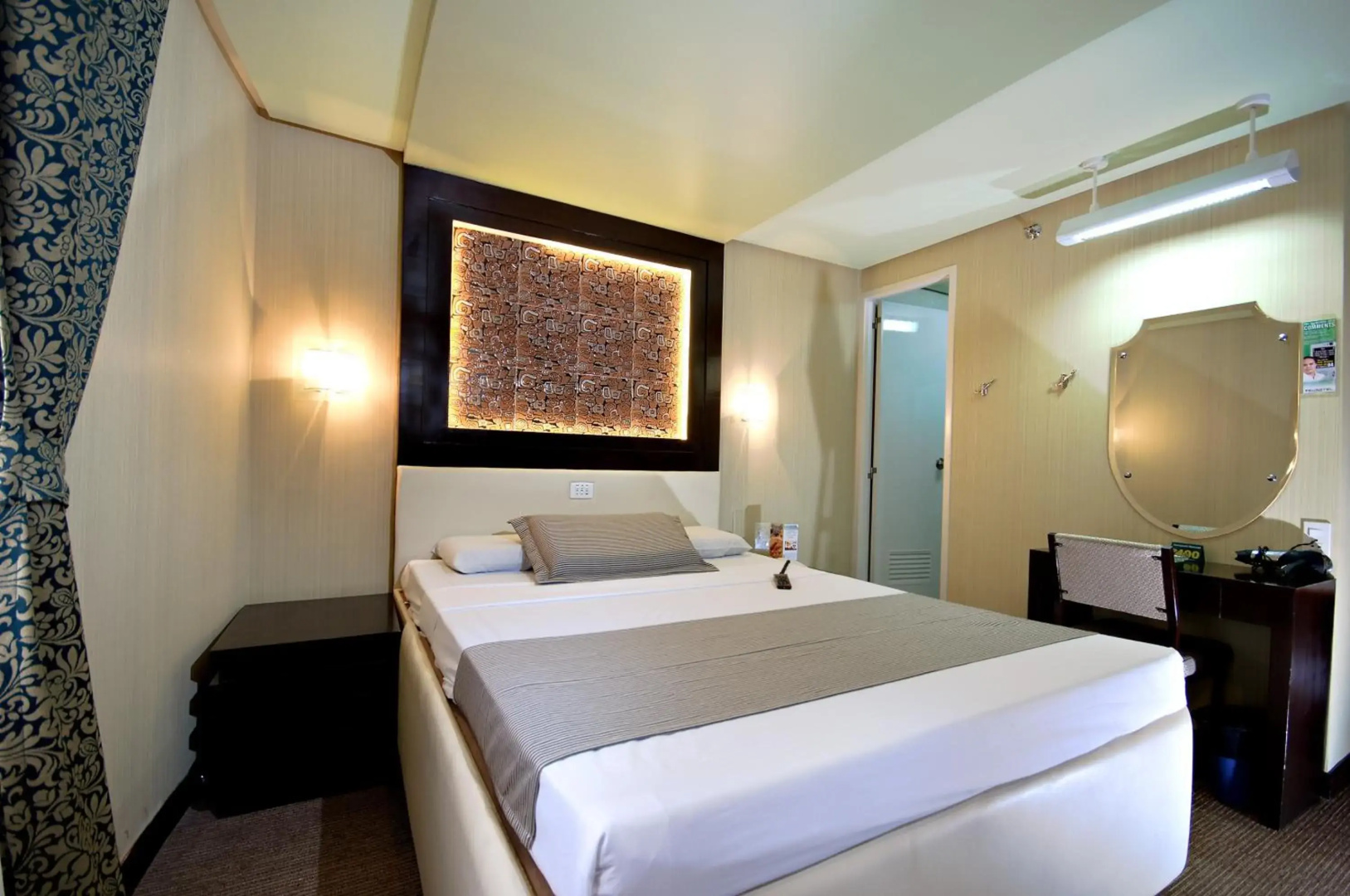 Photo - Eurotel Makati