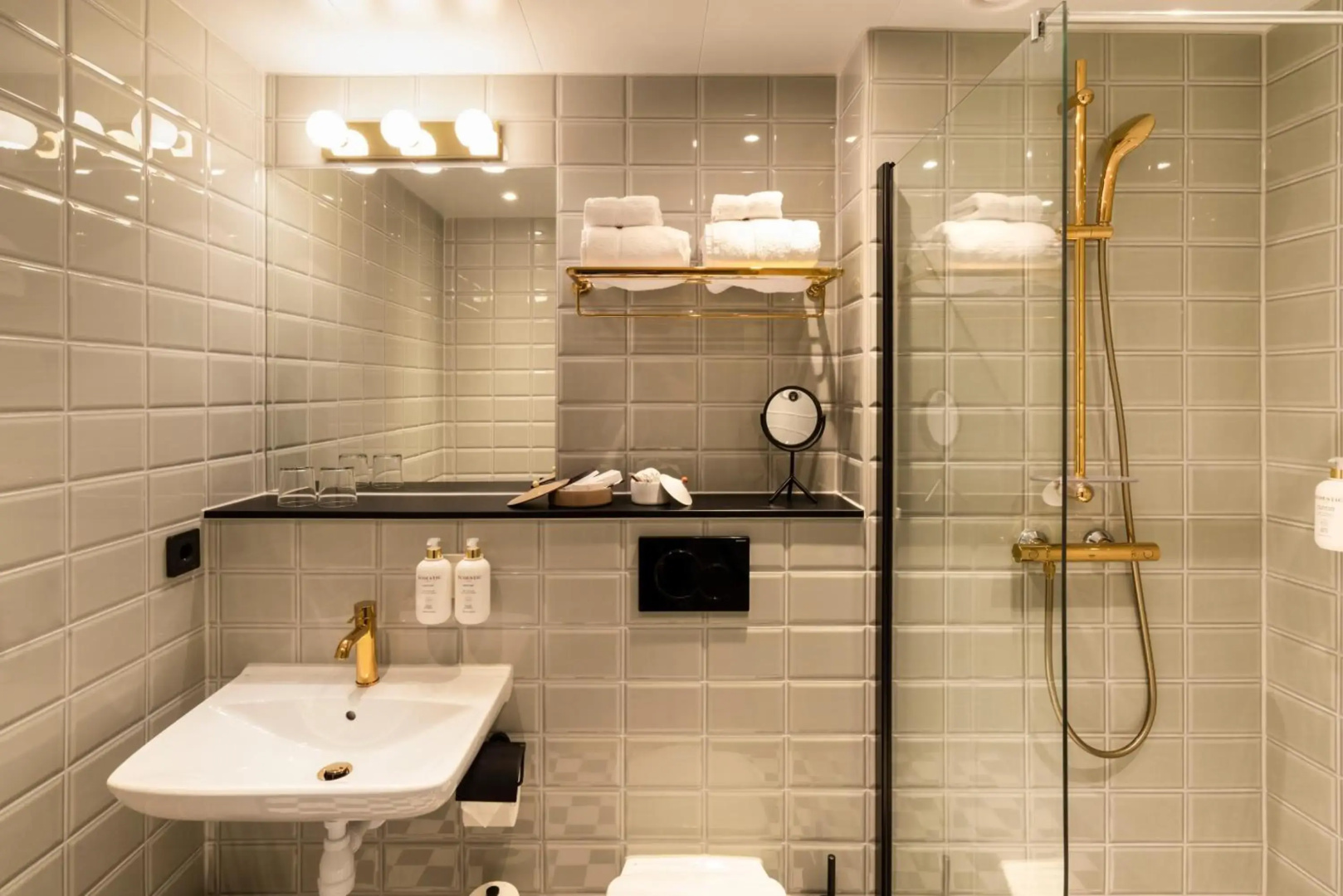 Photo - Best Western Plus Aby Hotel