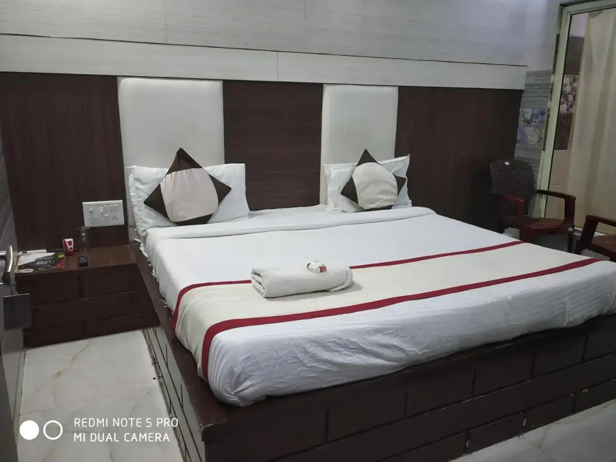 Photo - OYO 8743 Hotel Ravi Palace