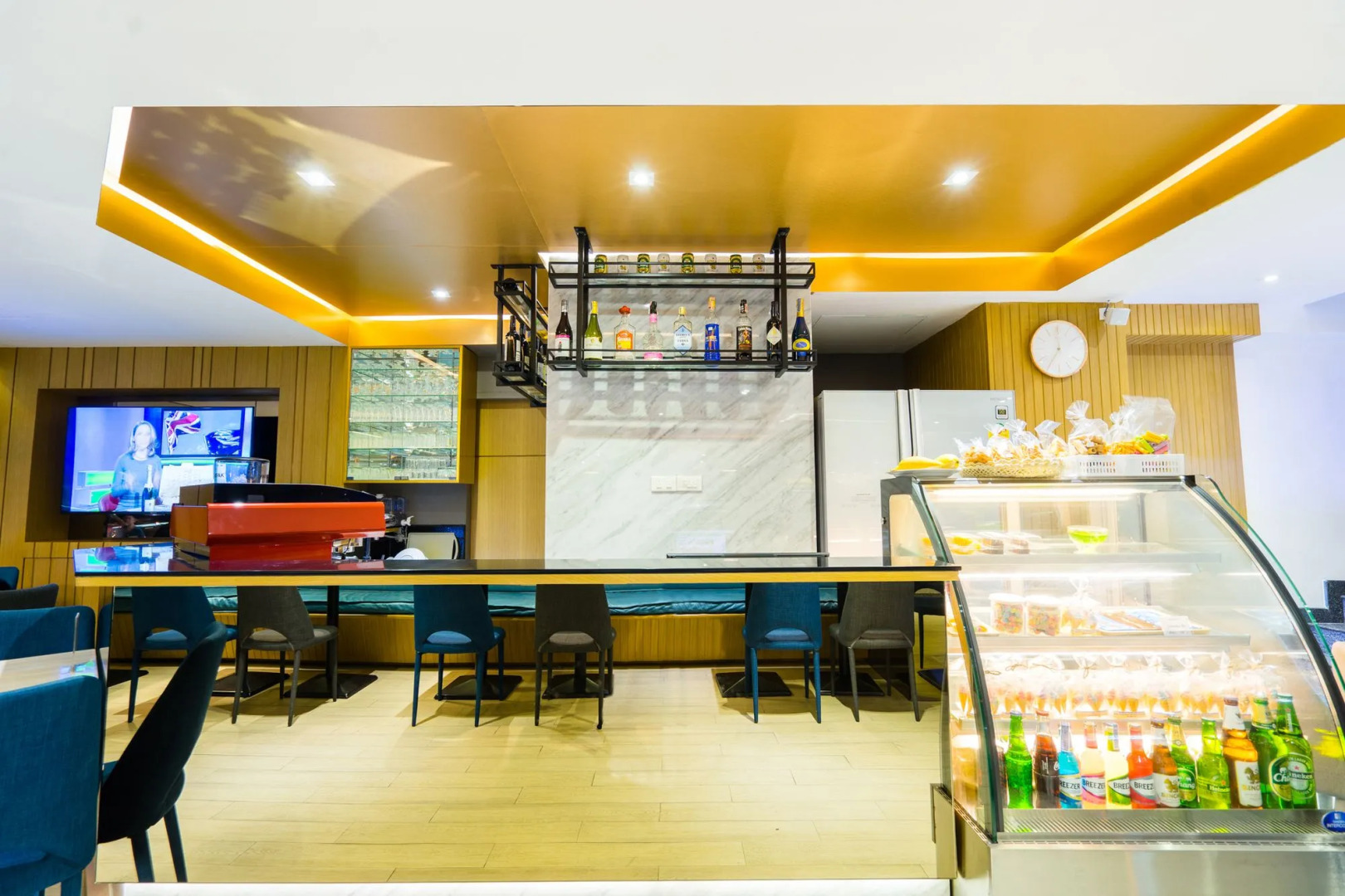 Photo - Samran Place Hotel