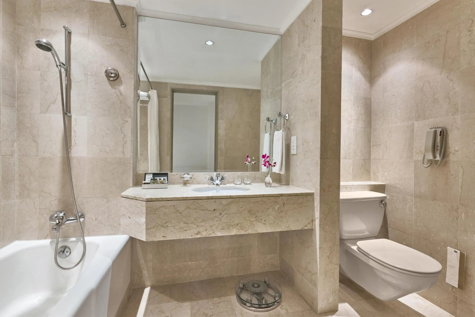 Photo - Goodwood Park Hotel