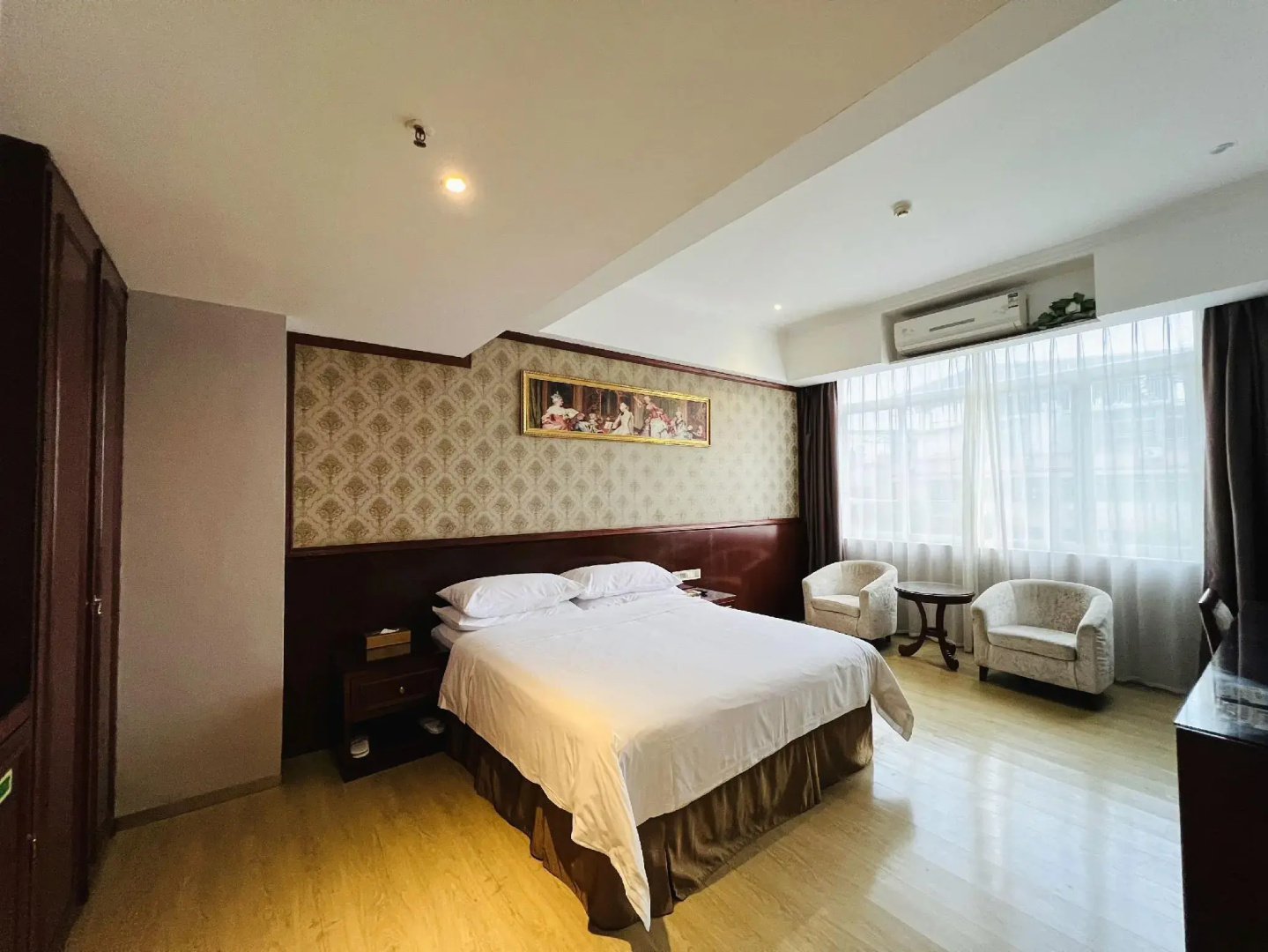Foto - Vienna Hotel Guangzhou Panyu Chimelong Shiqiao Metro Station