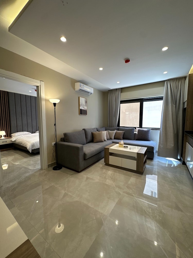 Charming Amman Apartment With Modern