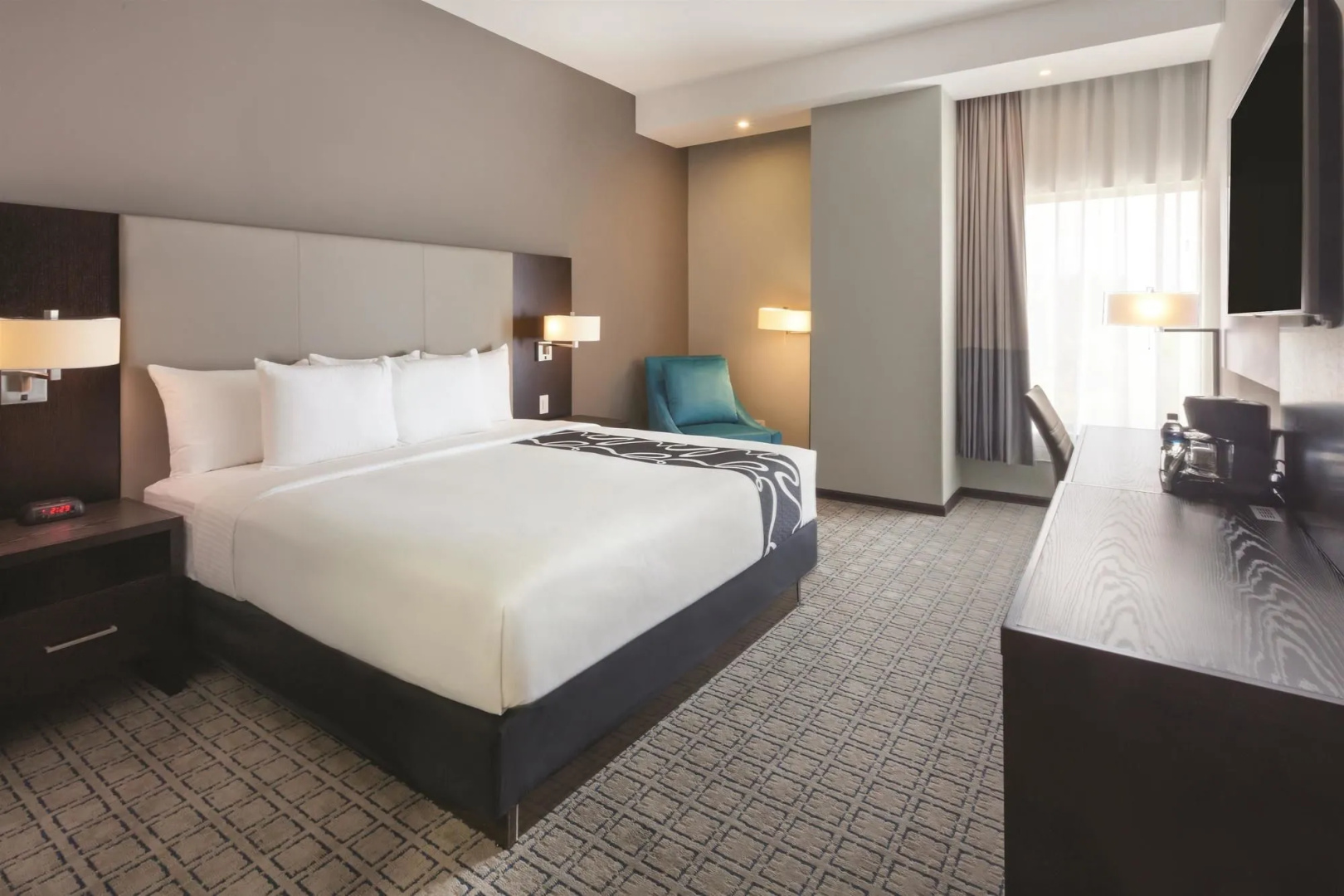 Photo - Comfort Inn Tegucigalpa