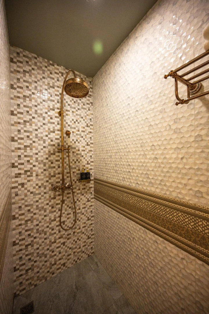 Photo - At Gate Thaphae Hotel