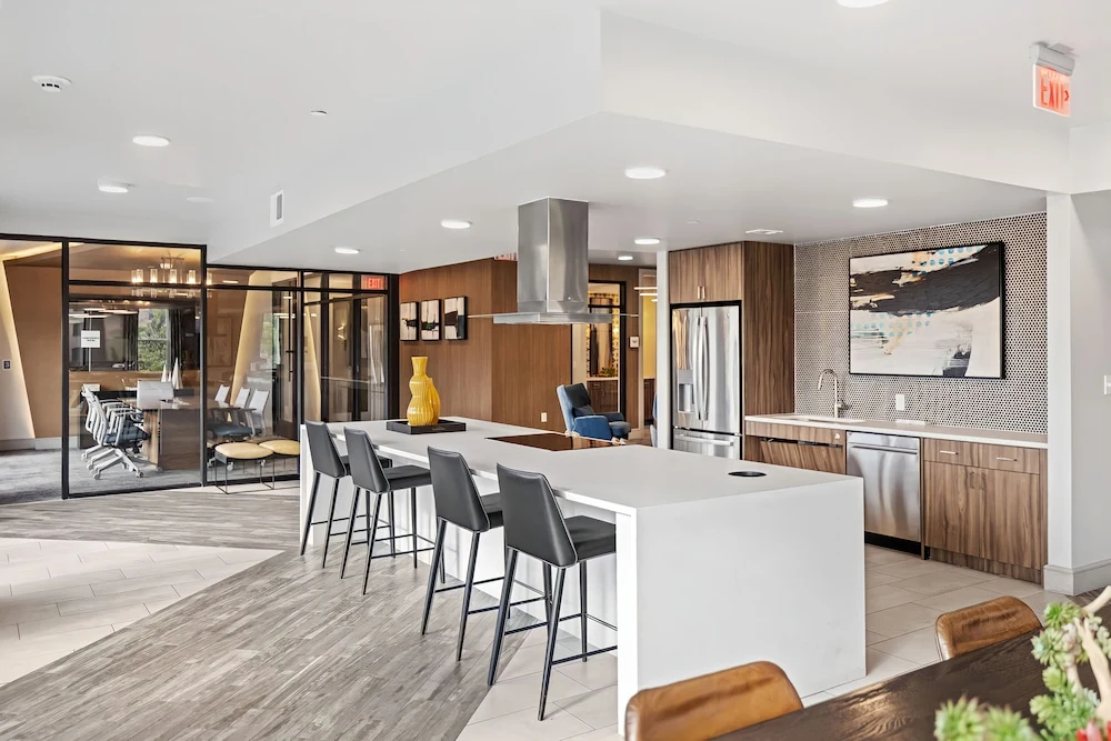Photo - Placemakr Downtown Austin