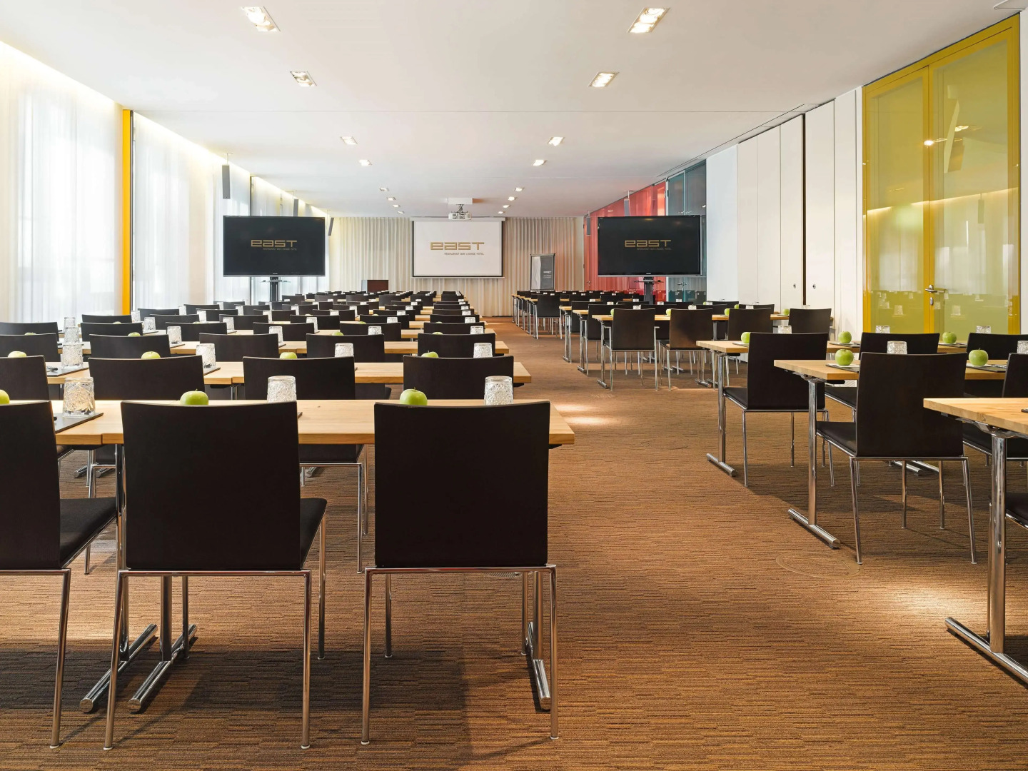 Foto - east Hotel Hamburg